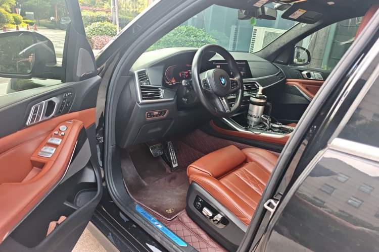 Used BMW X7 2019 xDrive40i Luxury M Sport Package Driver Seat
