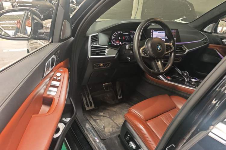Used BMW X7 2019 xDrive40i Executive Model M Sport Package Driver Seat