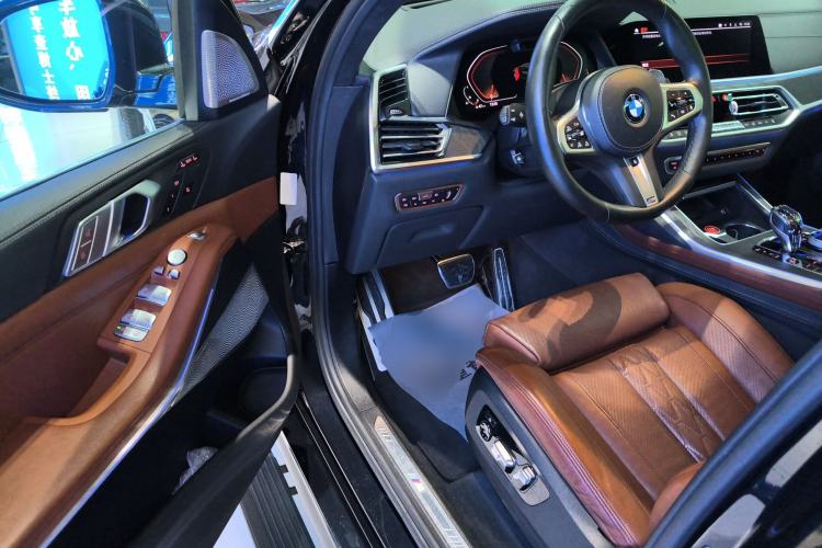 Used BMW X7 2019 xDrive40i Executive Model M Sport Package Driver Seat