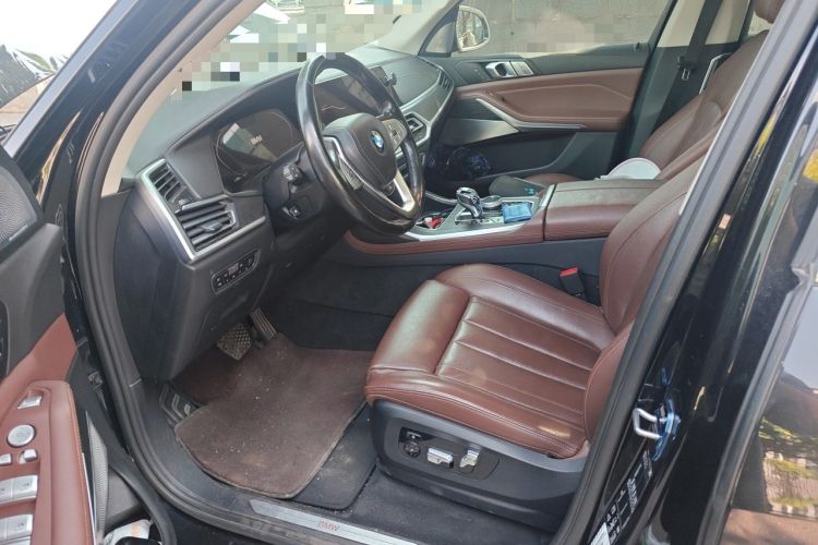 Used BMW X7 2019 xDrive40i Luxury Package with Leading Features Driver Seat