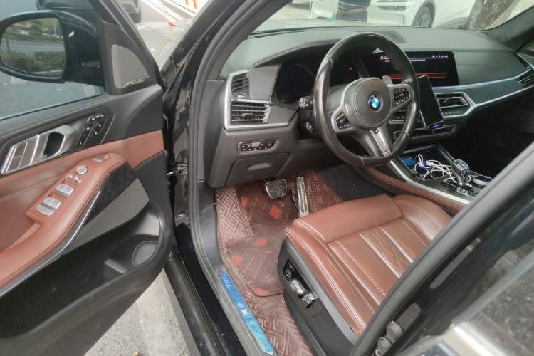 Used BMW X7 2019 xDrive40i Luxury M Sport Package Driver Seat