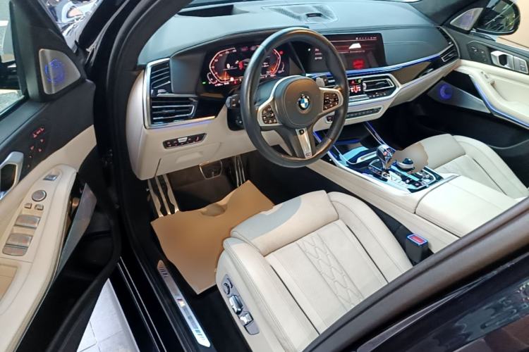 Used BMW X7 2019 xDrive40i Executive Model M Sport Package Driver Seat