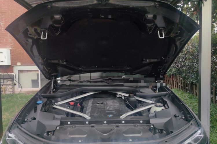 Used BMW X7 2019 xDrive40i Luxury Package with Leading Features Engine Bay