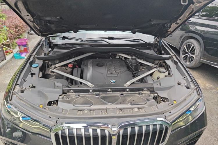 Used BMW X7 2019 xDrive40i Executive Model M Sport Package Engine Bay