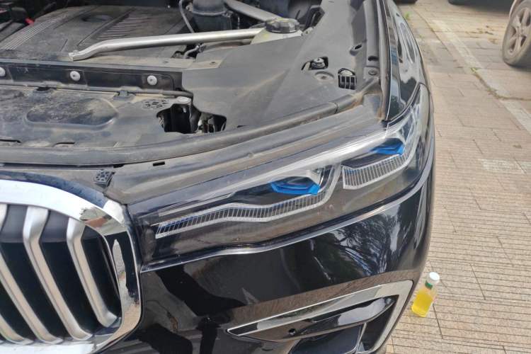 Used BMW X7 2019 xDrive40i Luxury M Sport Package Engine Bay Left