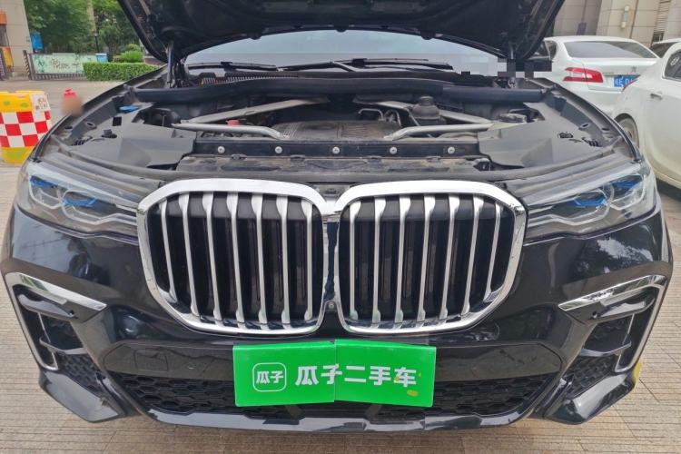 Used BMW X7 2019 xDrive40i Luxury M Sport Package Engine Bay