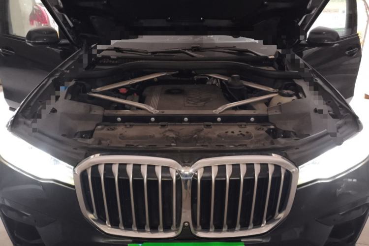 Used BMW X7 2019 xDrive40i Luxury M Sport Package Engine Bay