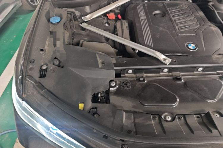 Used BMW X7 2019 xDrive40i Executive Model M Sport Package Engine Bay Right
