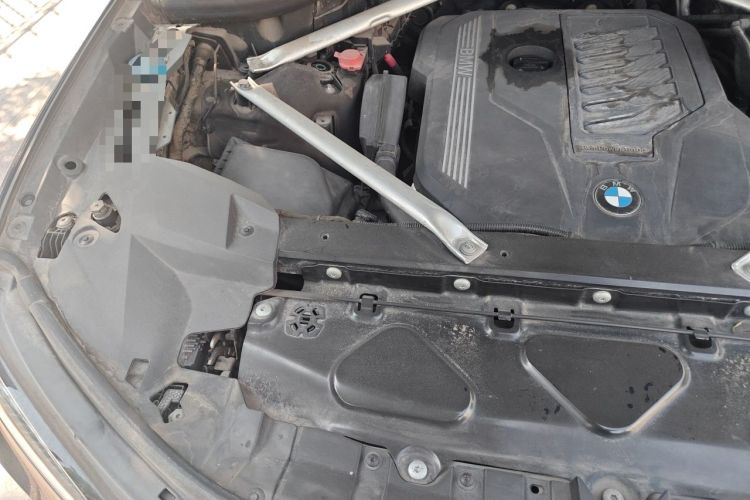 Used BMW X7 2019 xDrive40i Luxury Package with Leading Features Engine Bay Right