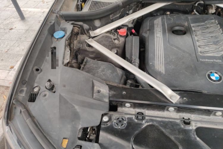 Used BMW X7 2019 xDrive40i Luxury M Sport Package Engine Bay Right