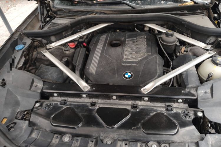 Used BMW X7 2019 xDrive40i Luxury M Sport Package Engine Bay