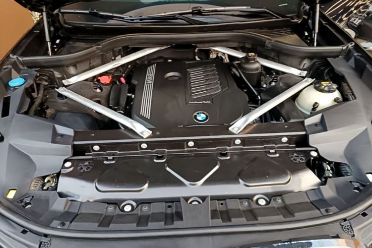 Used BMW X7 2019 xDrive40i Executive Model M Sport Package Engine Bay