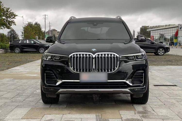 Used BMW X7 2019 xDrive40i Luxury Package with Leading Features Exterior 1