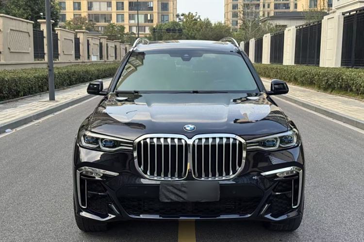 Used BMW X7 2019 xDrive40i Luxury M Sport Package Exterior 1
