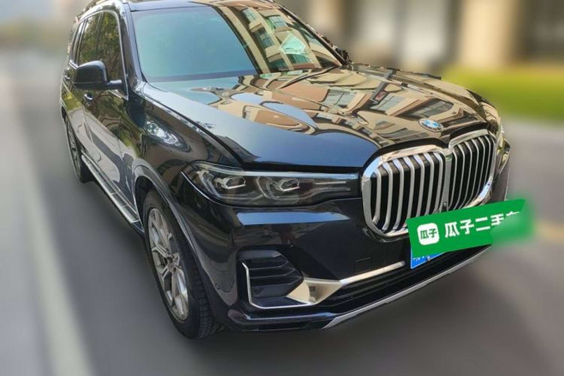 Used BMW X7 2019 xDrive40i Luxury Package with Leading Features Exterior 2