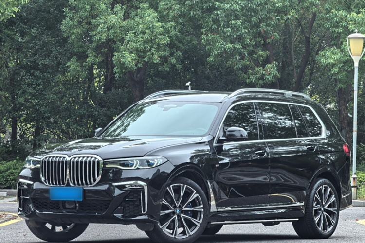 Used BMW X7 2019 xDrive40i Executive Model M Sport Package Exterior 2
