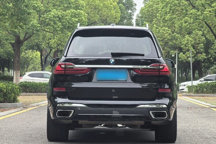Used BMW X7 2019 xDrive40i Executive Model M Sport Package Exterior 3