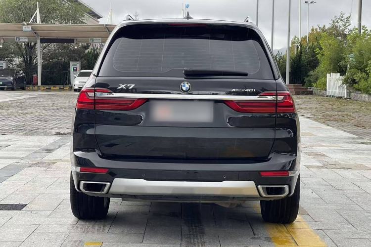 Used BMW X7 2019 xDrive40i Luxury Package with Leading Features Exterior 3