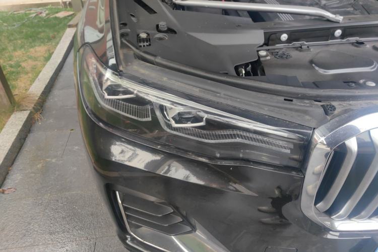 Used BMW X7 2019 xDrive40i Luxury Package with Leading Features Exterior 6