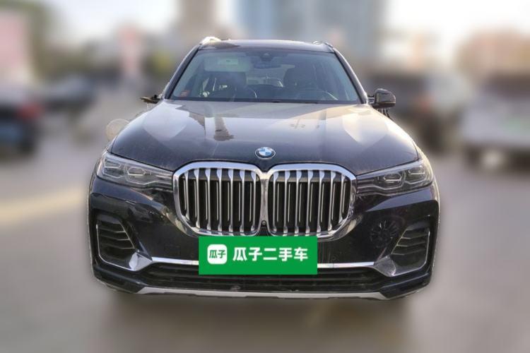 Used BMW X7  Front