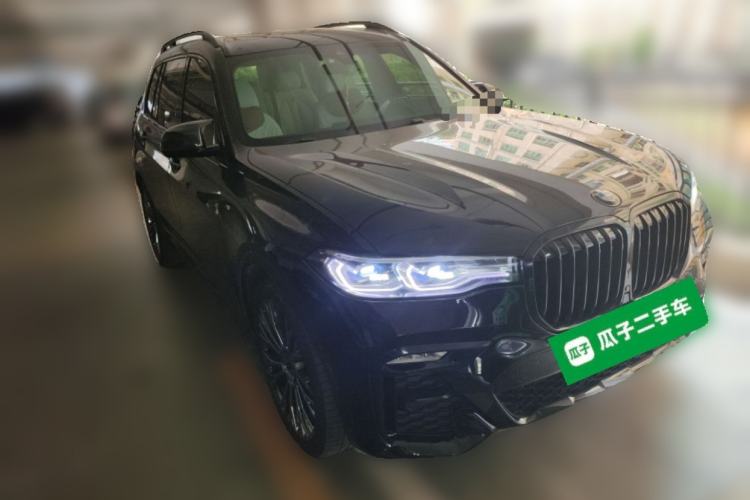 Used BMW X7 2019 xDrive40i Luxury M Sport Package Front Right 45 Deg