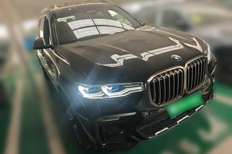 Used BMW X7 2019 xDrive40i Executive Model M Sport Package Front Right 45 Deg