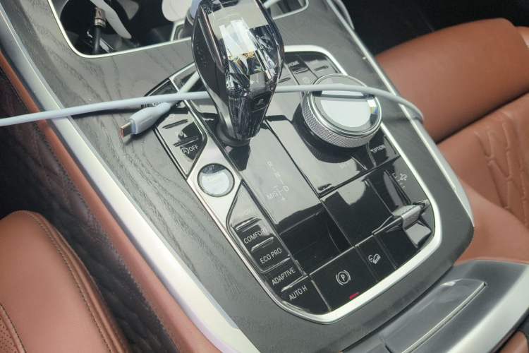 Used BMW X7 2019 xDrive40i Luxury M Sport Package Gear Lever
