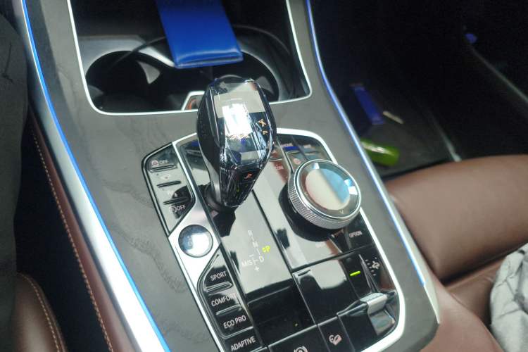 Used BMW X7 2019 xDrive40i Luxury M Sport Package Gear Lever