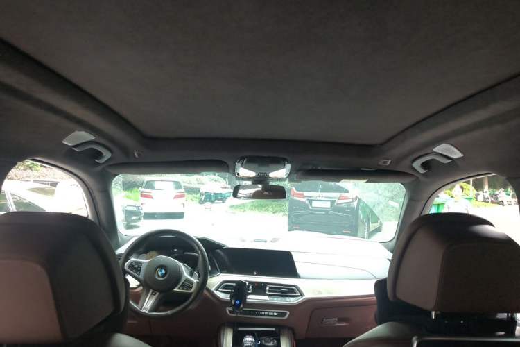 Used BMW X7 2019 xDrive40i Executive Model M Sport Package Headliner