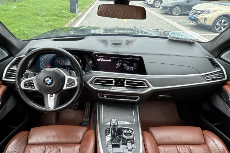 Used BMW X7 2019 xDrive40i Executive Model M Sport Package Interior 1