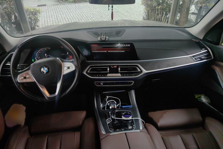 Used BMW X7 2019 xDrive40i Luxury Package with Leading Features Interior 2