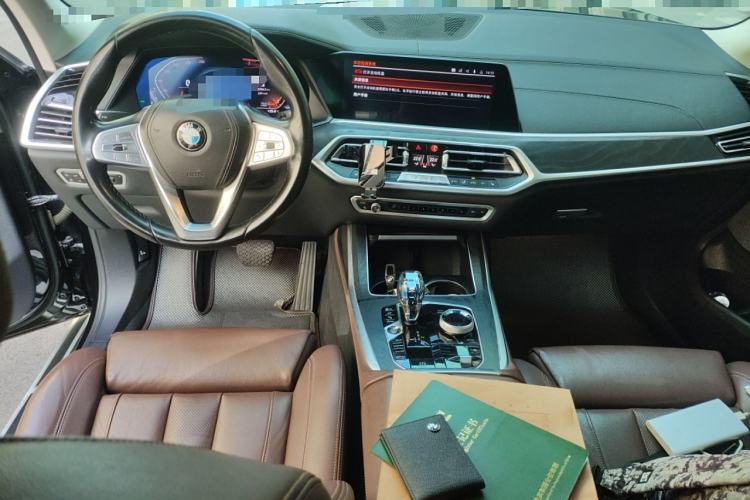 Used BMW X7 2019 xDrive40i Luxury Package with Leading Features Interior 2