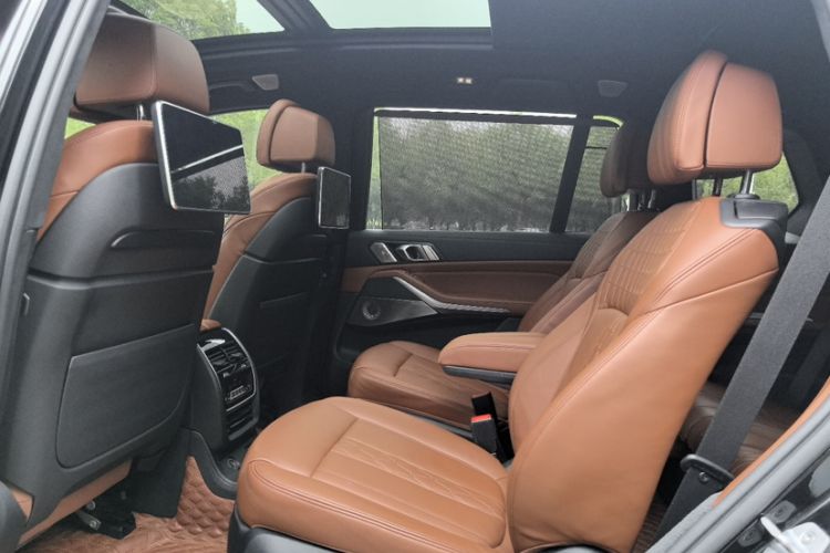 Used BMW X7 2019 xDrive40i Executive Model M Sport Package Interior 5