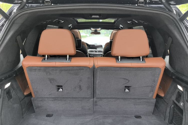 Used BMW X7 2019 xDrive40i Executive Model M Sport Package Interior 6