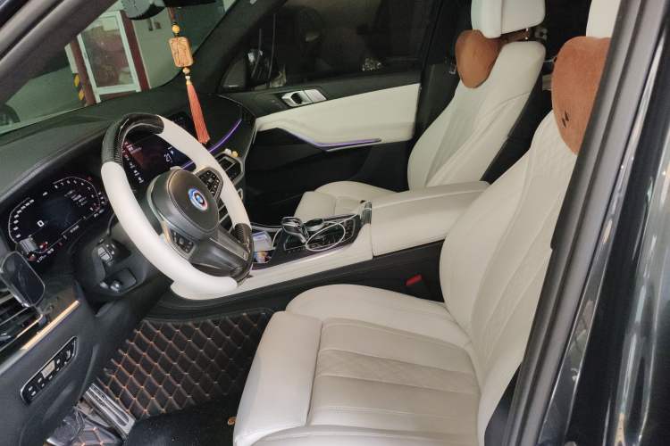 Used BMW X7 2019 xDrive40i Luxury M Sport Package Left Front Seat