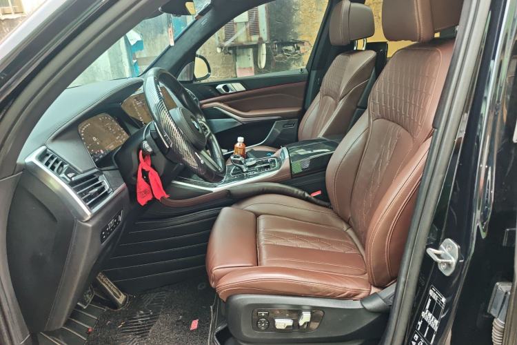 Used BMW X7 2019 xDrive40i Luxury M Sport Package Left Front Seat