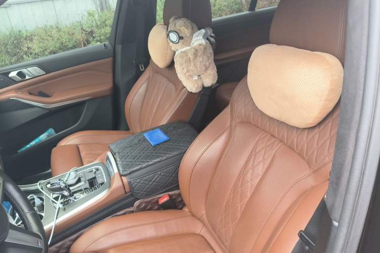 Used BMW X7 2019 xDrive40i Luxury M Sport Package Left Front Seat