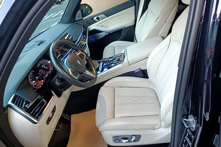 Used BMW X7 2019 xDrive40i Executive Model M Sport Package Left Front Seat