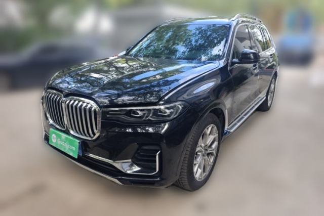 Used BMW X7 2019 xDrive40i Luxury Package with Leading Features
