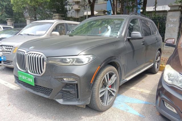 Used BMW X7 