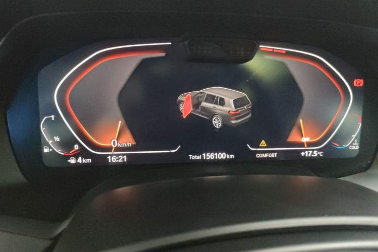 Used BMW X7 2019 xDrive40i Executive Model M Sport Package Odometer Close Up