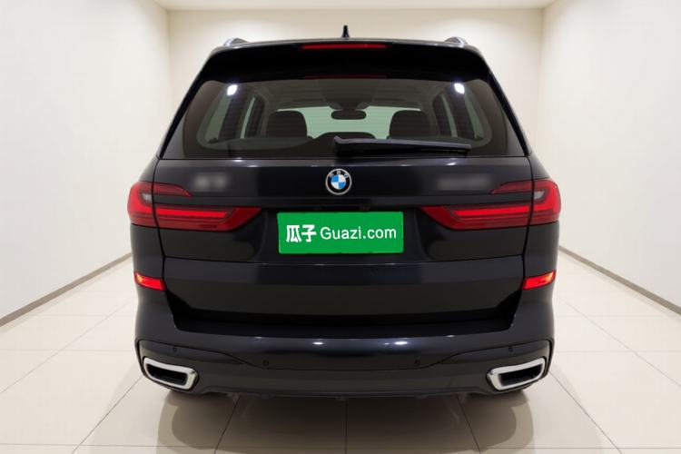 Used BMW X7  Rear