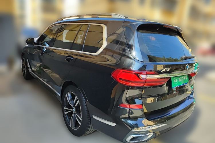 Used BMW X7 2019 xDrive40i Luxury M Sport Package Rear Left 45 Deg