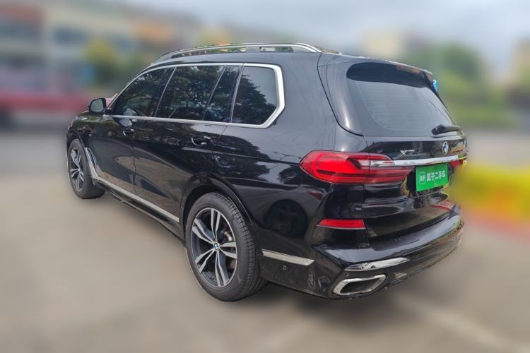 Used BMW X7 2019 xDrive40i Luxury M Sport Package Rear Left 45 Deg