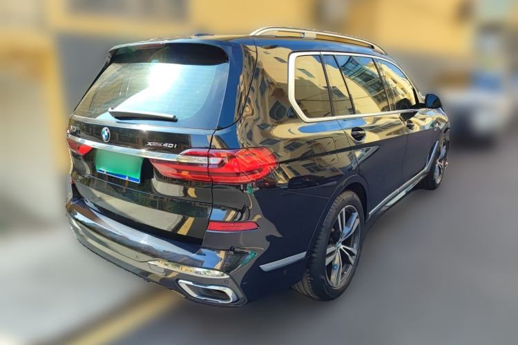 Used BMW X7 2019 xDrive40i Luxury M Sport Package Rear Right 45 Deg