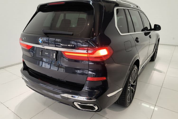 Used BMW X7 2019 xDrive40i Executive Model M Sport Package Rear Right 45 Deg