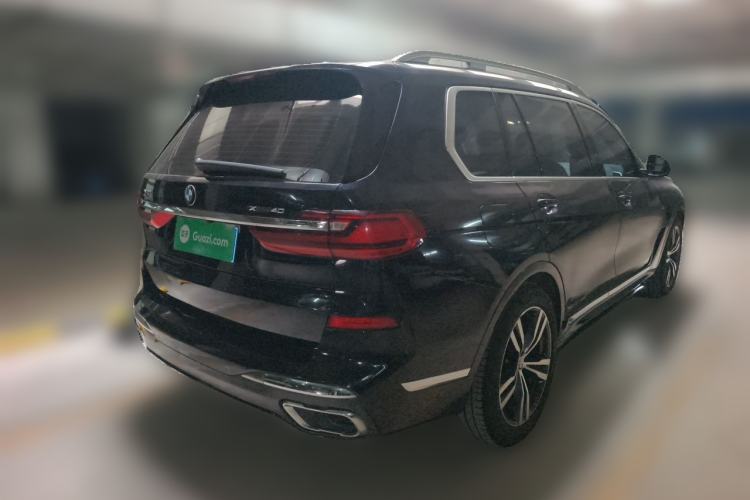 Used BMW X7 2019 xDrive40i Luxury M Sport Package Rear Right 45 Deg