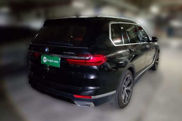 Used BMW X7  Rear Right 45 Deg