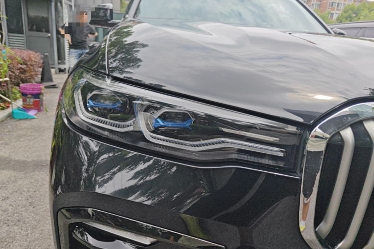 Used BMW X7 2019 xDrive40i Executive Model M Sport Package Right Front Headlight