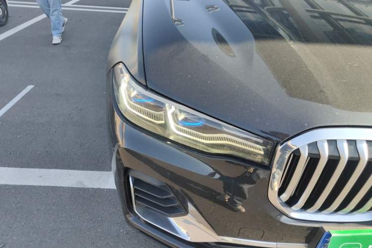 Used BMW X7 2019 xDrive40i Personalized Limited Edition Luxury Package Right Front Headlight